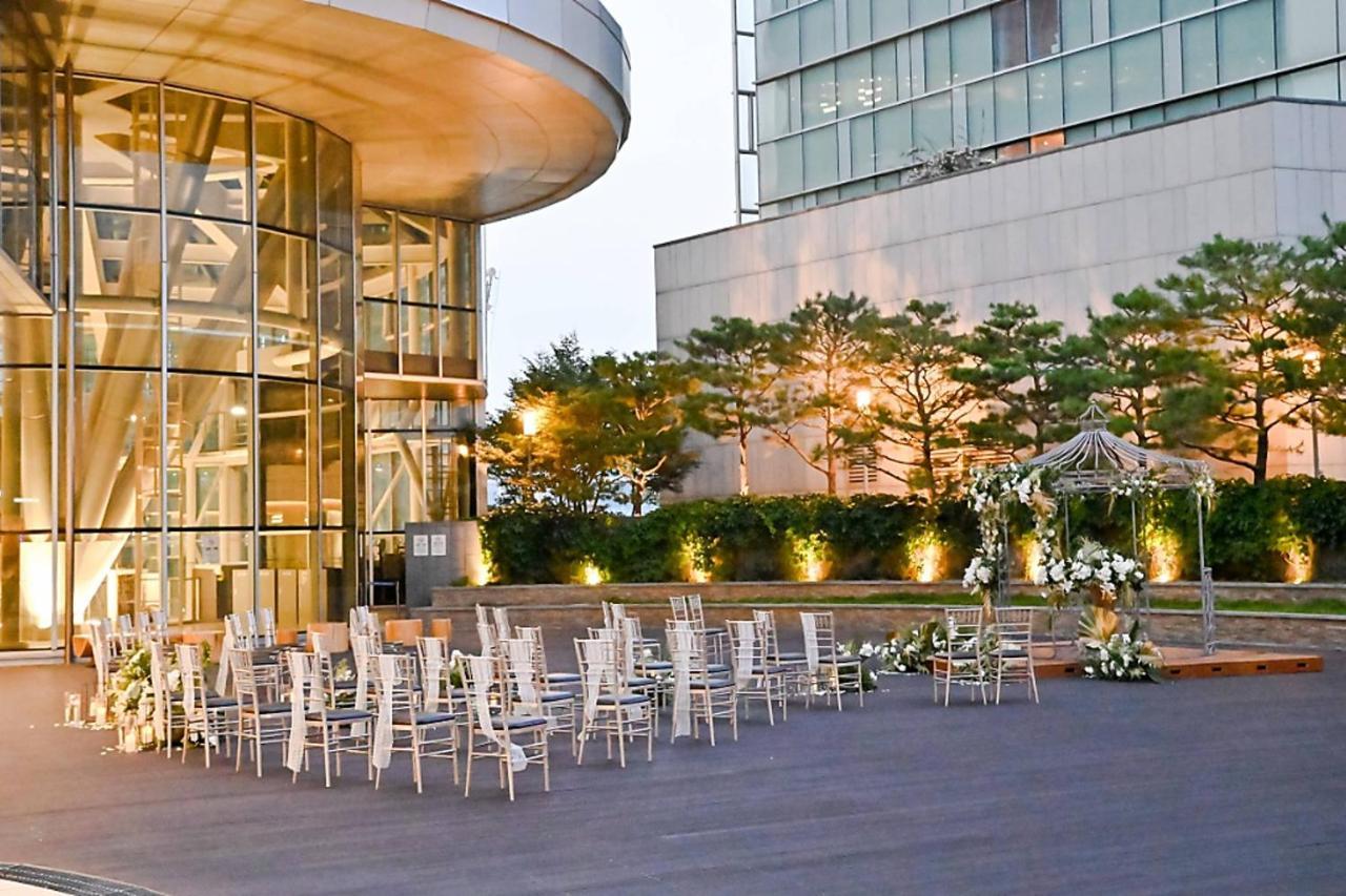Hotel Courtyard By Marriott Seoul Times Square Esterno foto
